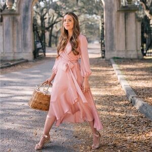 NWT Gal Meets Glam Wrap Dress Jennifer Shimmer Satin new mauve pink